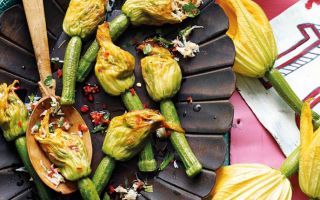 Photo: Spicy Crab Courgette Flowers Recipe