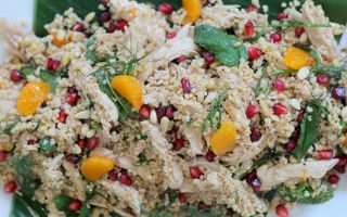Photo: Warm chicken salad with pomegranate and clementine